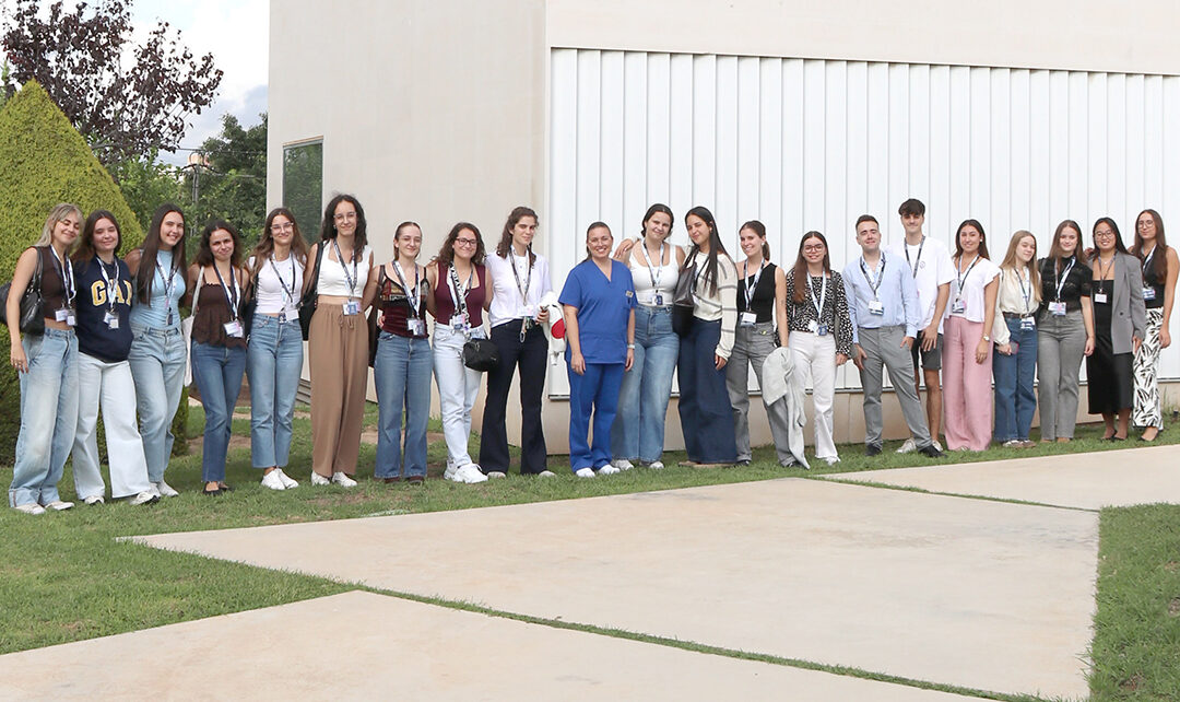 Fundación Rafael Bernabeu e Instituto Bernabeu, reafirman su compromiso y su esfuerzo económico para apoyar la formación en el XXI Congreso de Farmacia (CEFA 2025)