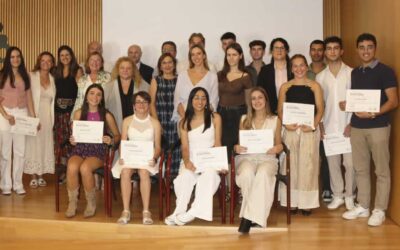 Las becas a estudiantes universitarios Dr. Rafael Bernabeu reparten 37.500€ entre estudiantes de Enfermería, Biotecnología, Biología, Farmacia y Medicina de toda España