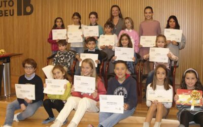 La Fundación Rafael Bernabeu entrega los premios de la décima edición del Concurso infantil de dibujo sobre la maternidad