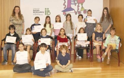 La Fundación Rafael Bernabeu celebra la entrega de premios de la XI edición del Concurso de Dibujo infantil y juvenil sobre la Maternidad